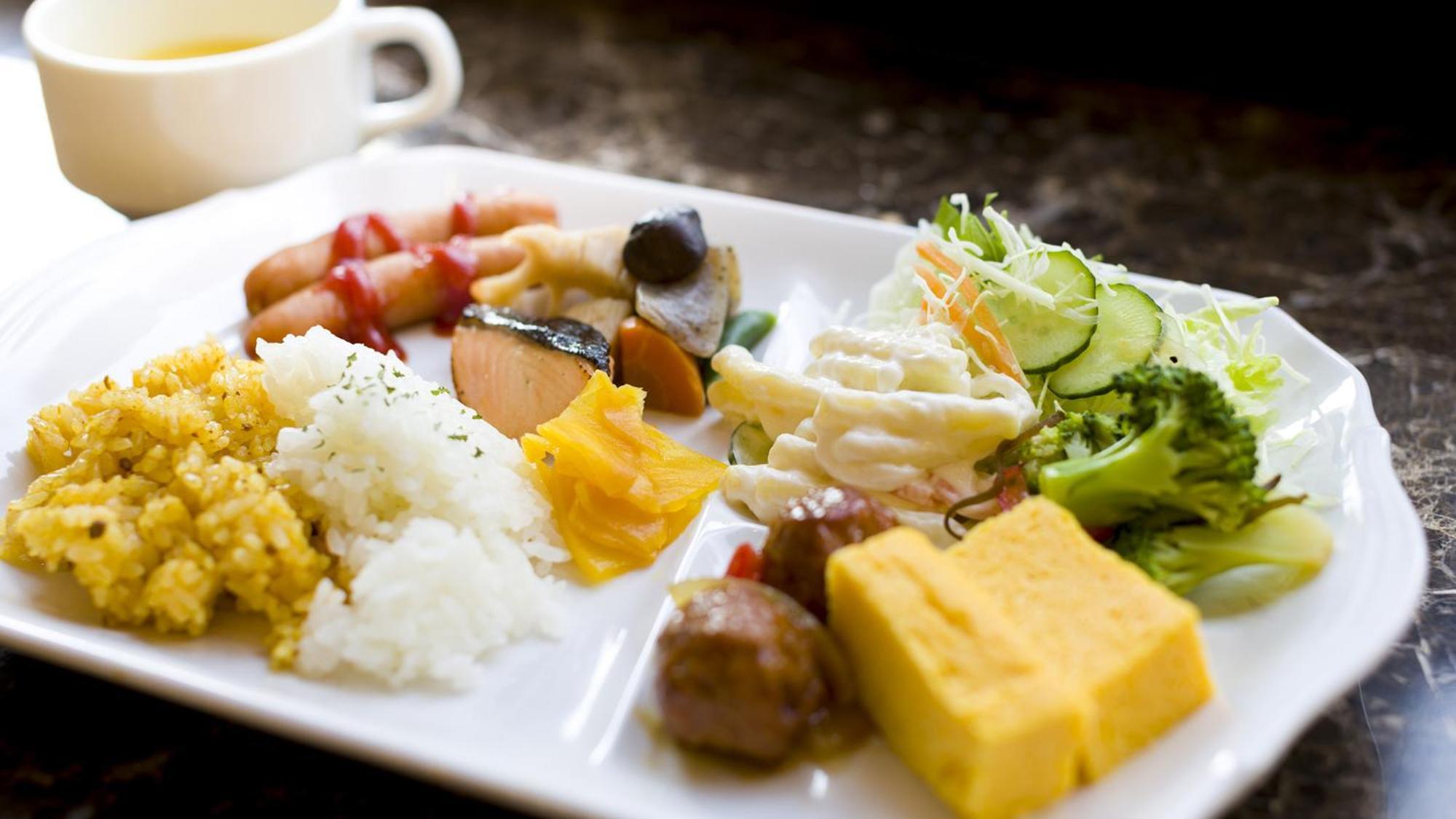 Toyoko Inn Hokkaido Sapporo-Eki Nishi-Guchi Hokudai Mae Экстерьер фото