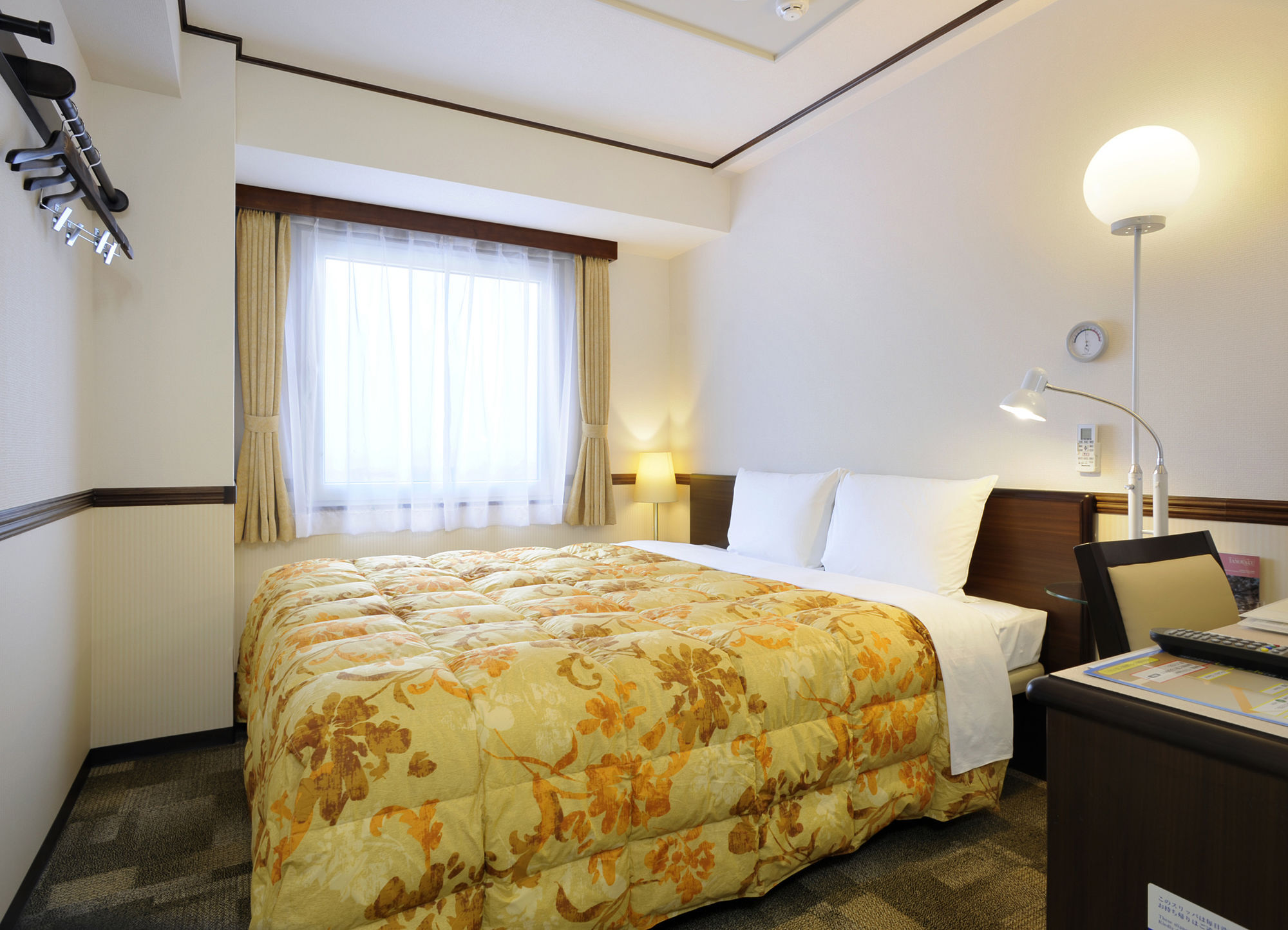 Toyoko Inn Hokkaido Sapporo-Eki Nishi-Guchi Hokudai Mae Экстерьер фото